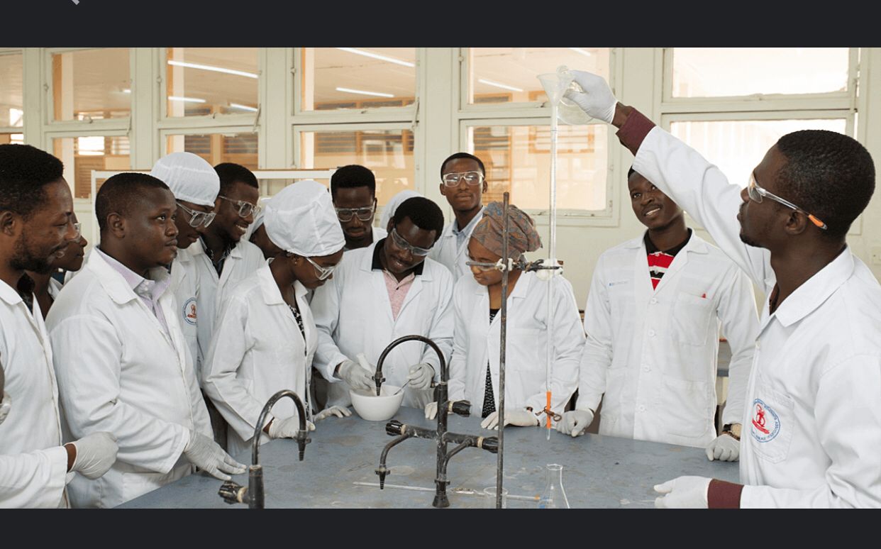 BSc MEDICAL LABORATORY TECHNOLOGY KNUST Admission Requirement And Cut 